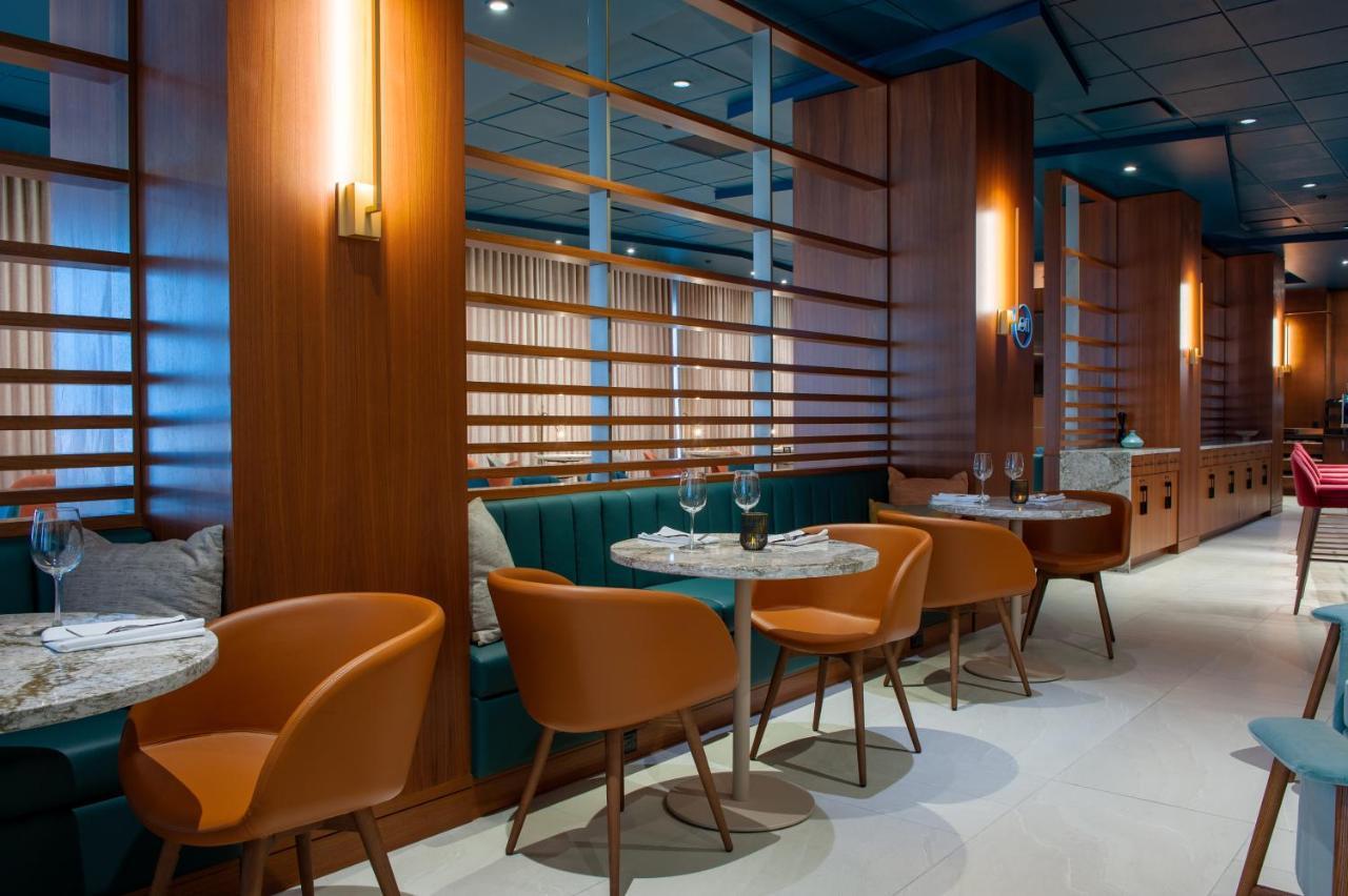 Matrix Hotel Edmonton Eksteriør bilde